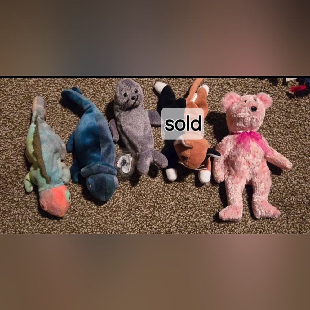 4 Regular Size Beanie Babies And 2 Mini Beanies
